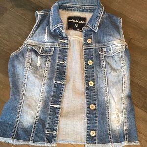 Sleeveless Jean Jacket